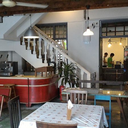 Appartement The Loft @ 13 Hibiscus à Malacca Extérieur photo